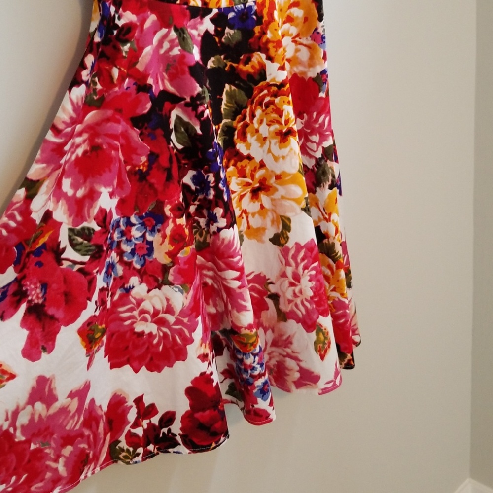 Floral A-Line Dress - Picture 3 of 5